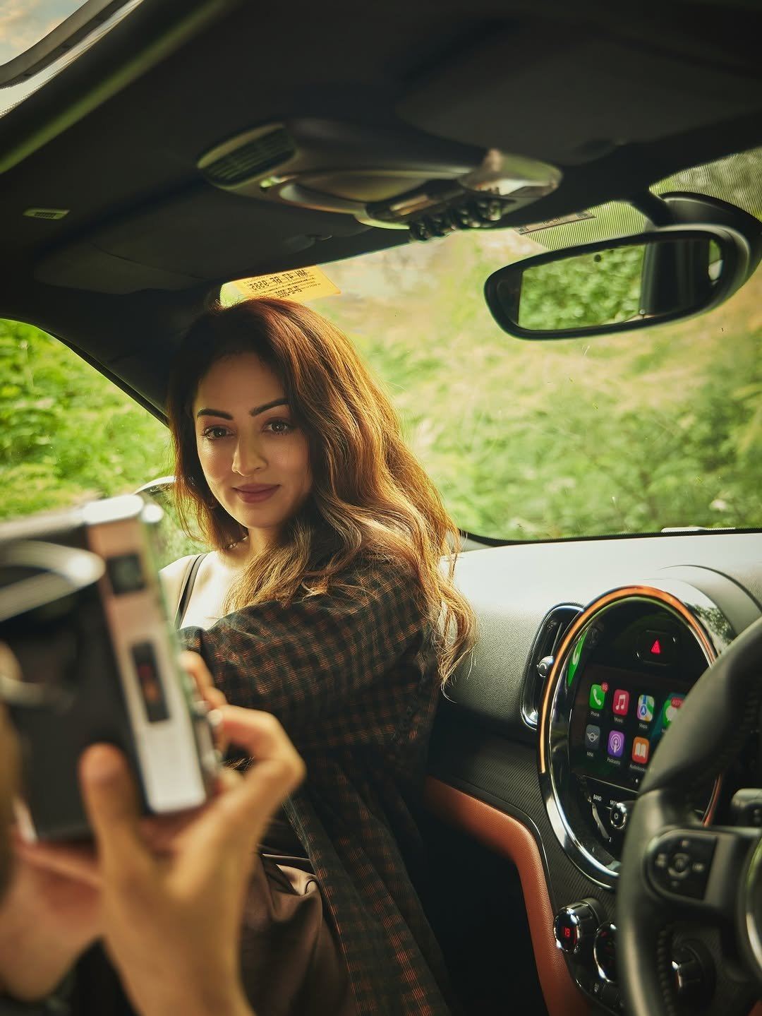 Sandeepa Dhar’s Chic Look With Brown Hues