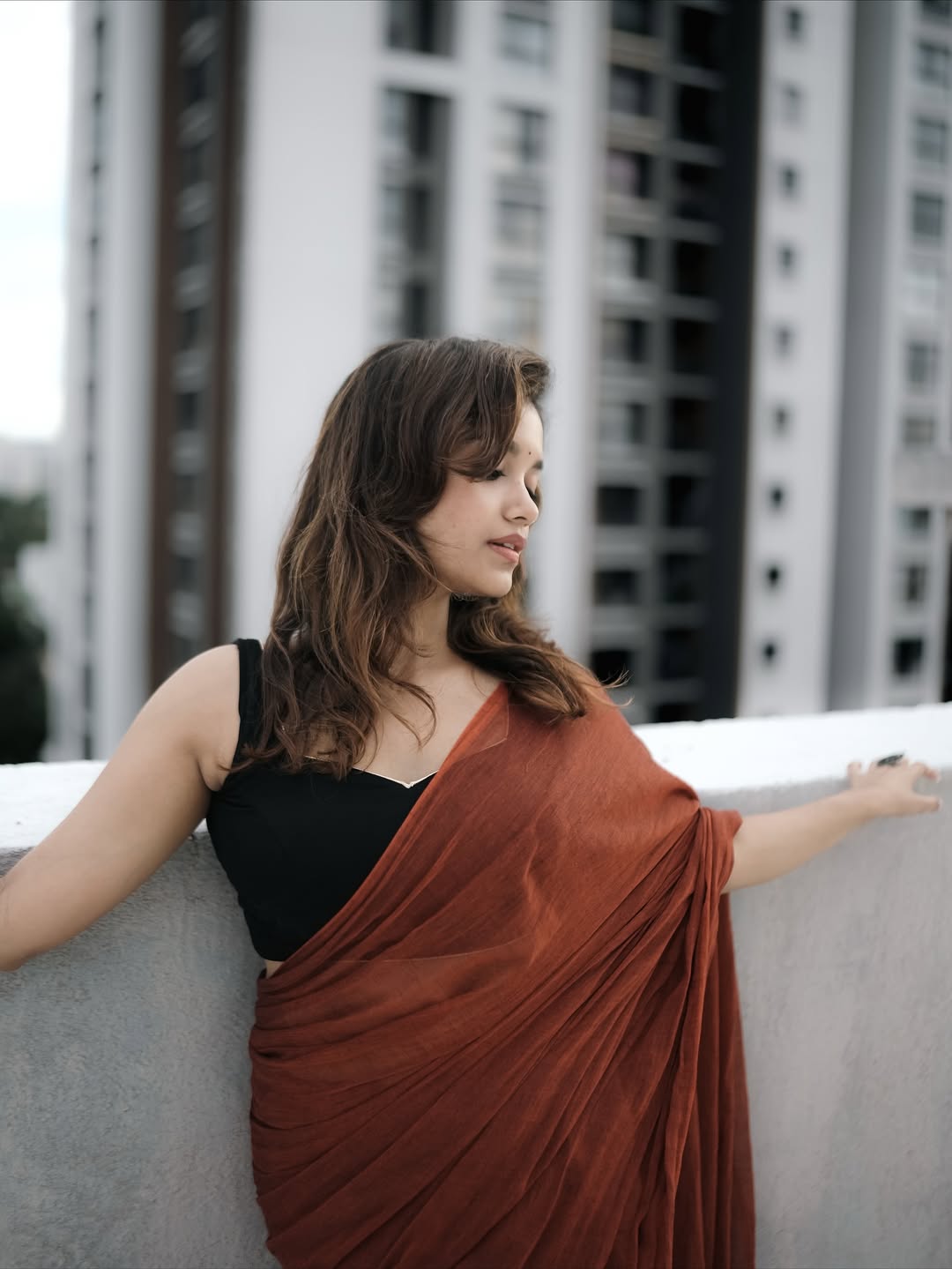 Sanjana Tiwari In Ethnic Silver Jhumka Style