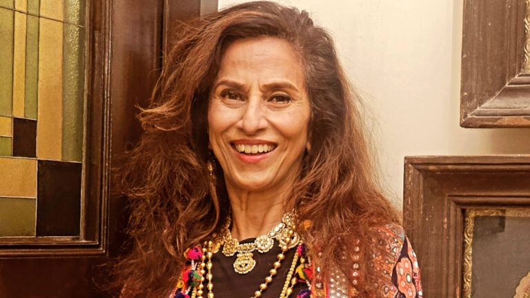 Shobhaa De exposes fake celebrity airport looks