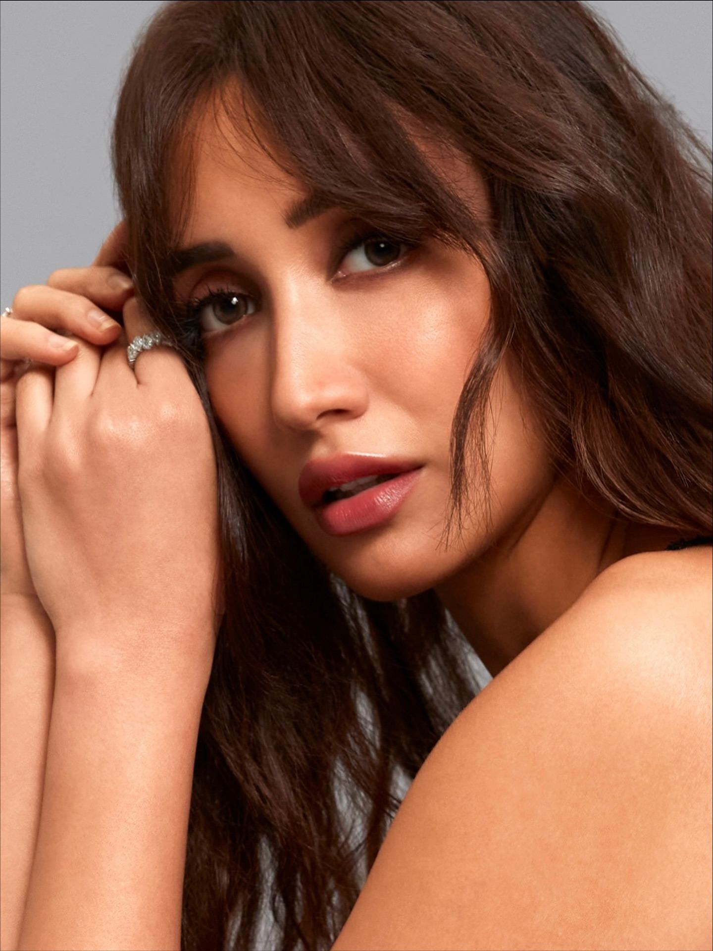 Shreya Chaudhry Dazzles In Minimal Yet Glamorous Look