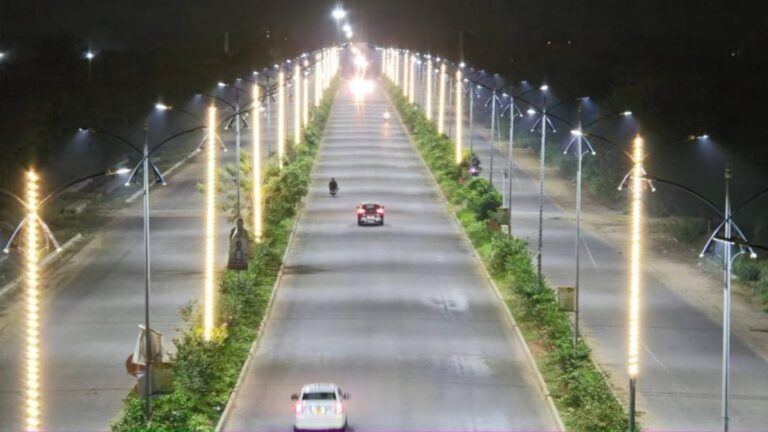 Smart streetlights project in Amaravati