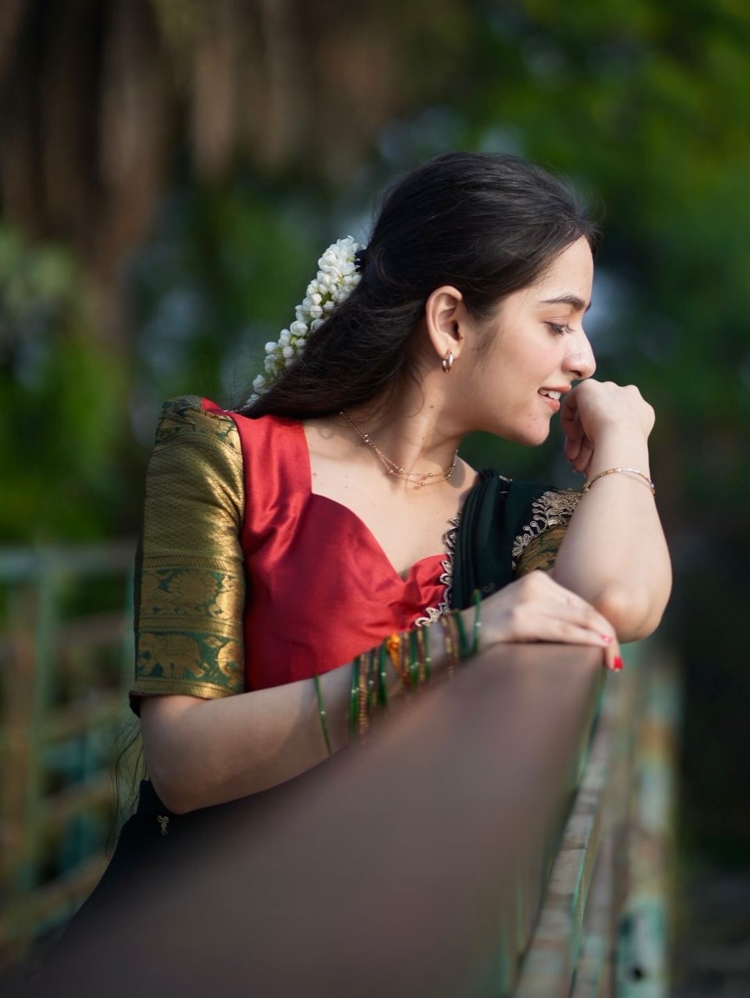 Soumya Sharma’s Festive Saree Photoshoot