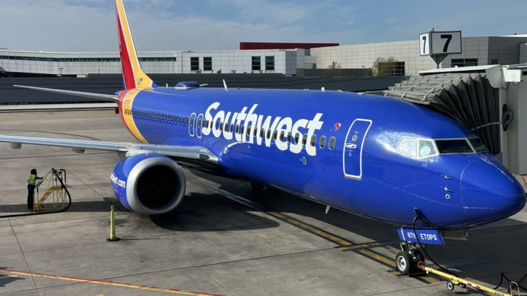 Southwest crew mistreats pregnant passenger