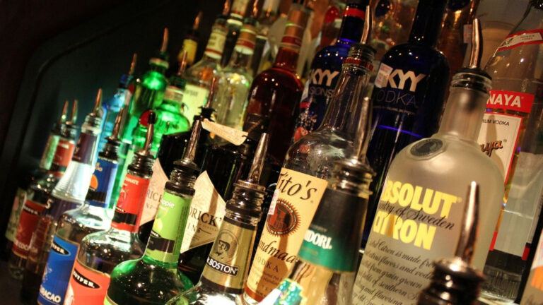 Telangana government gains huge revenue from liquor shop licenses