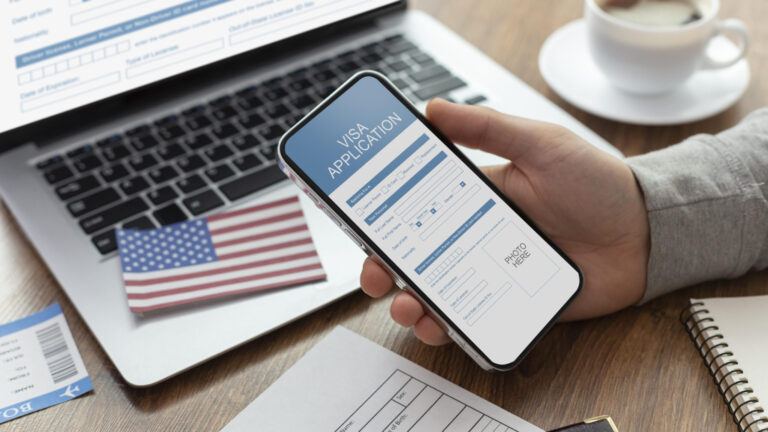 US Chamber challenges H-1B fee in court