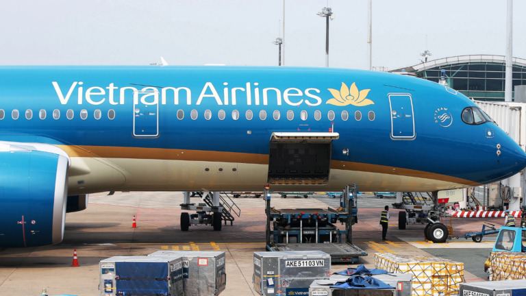 Vietnam Airlines Flight Emergency Return