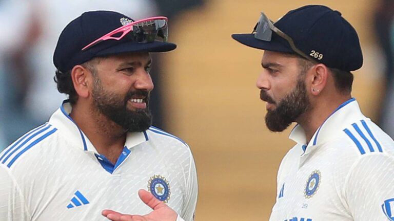 Virat Kohli and Rohit Sharma fan war
