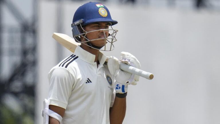 Yashasvi Jaiswal run out on 175 in Delhi Test