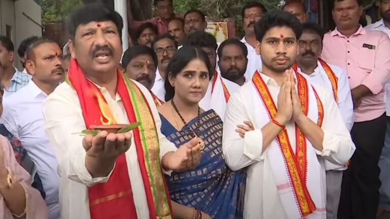 YSRCP leader Jogi Ramesh performing oath before Kanaka Durga temple amid liquor scam row
