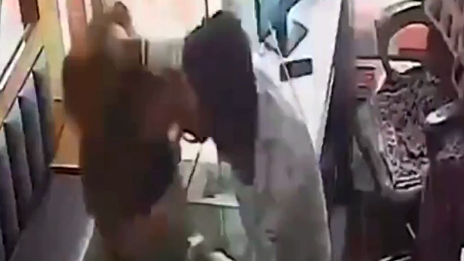 Ahmedabad jeweller slaps lady robber 17 times