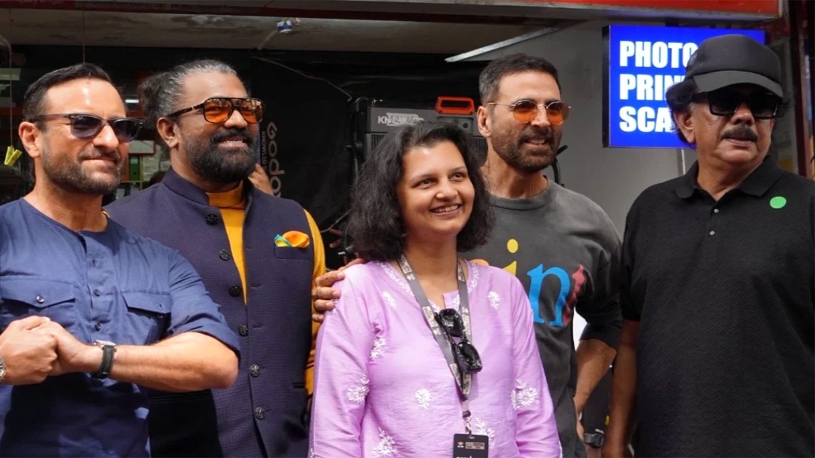 Akshay Kumar and Saif Ali Khan in Haiwaan