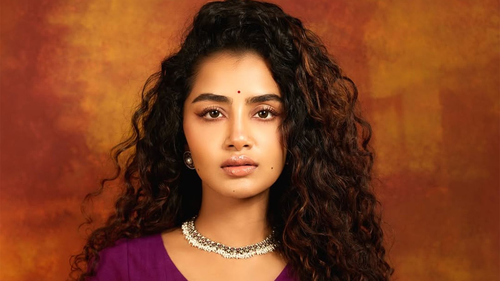 Anupama Parameswaran files cybercrime complaint
