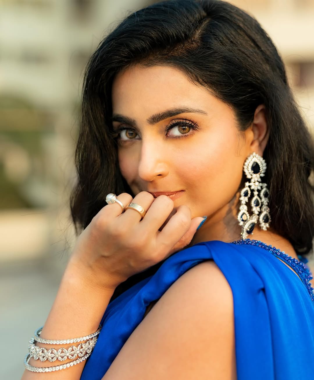 Avantika Mishra Laughing On A Balcony In Saree