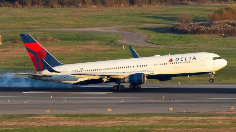 Soyou Delta Airlines racism incident