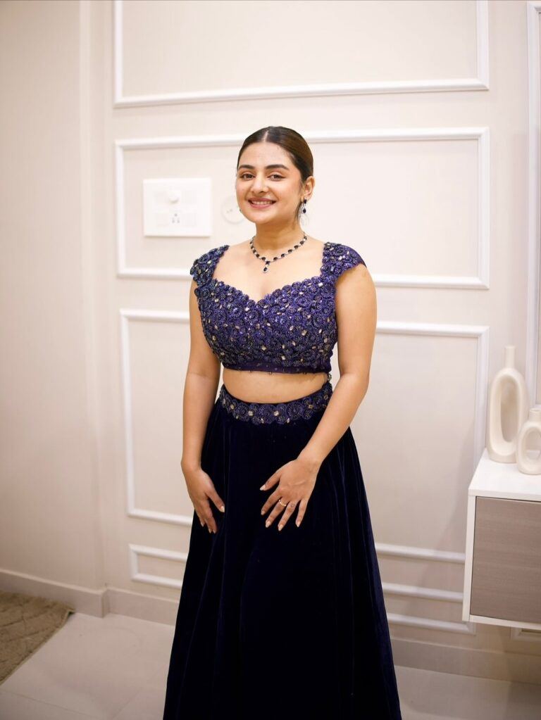 Esther Anil In Navy Velvet Lehenga Look