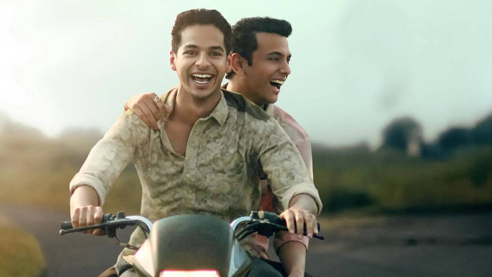 Homebound film still with main cast