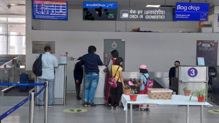 IndiGo passenger upset after flight cancellation and missing bags