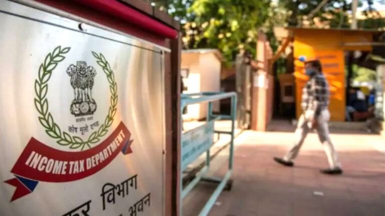 IT officers at Hyderabad biryani outlets