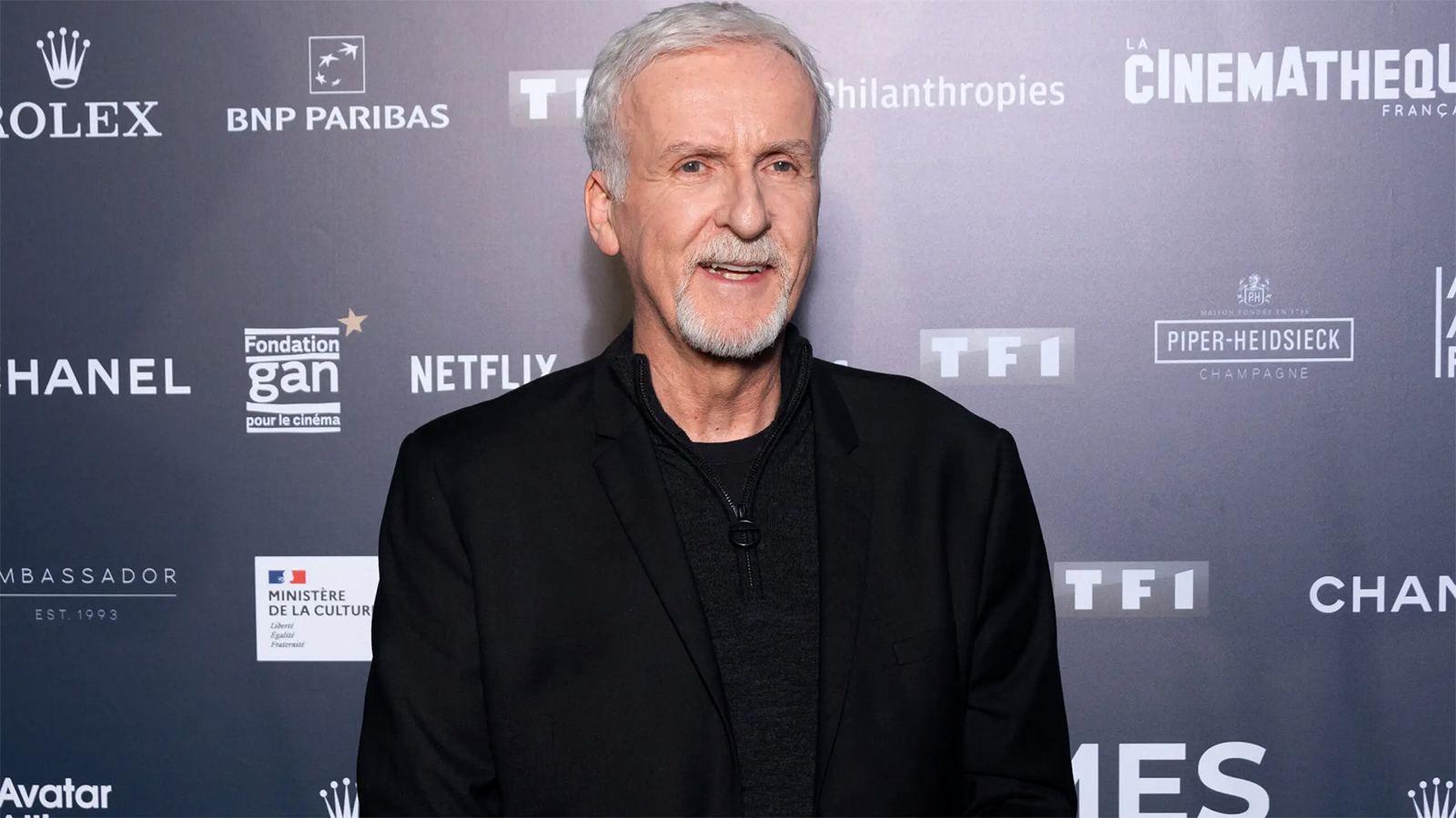 James Cameron Slams Netflix Oscar Strategy
