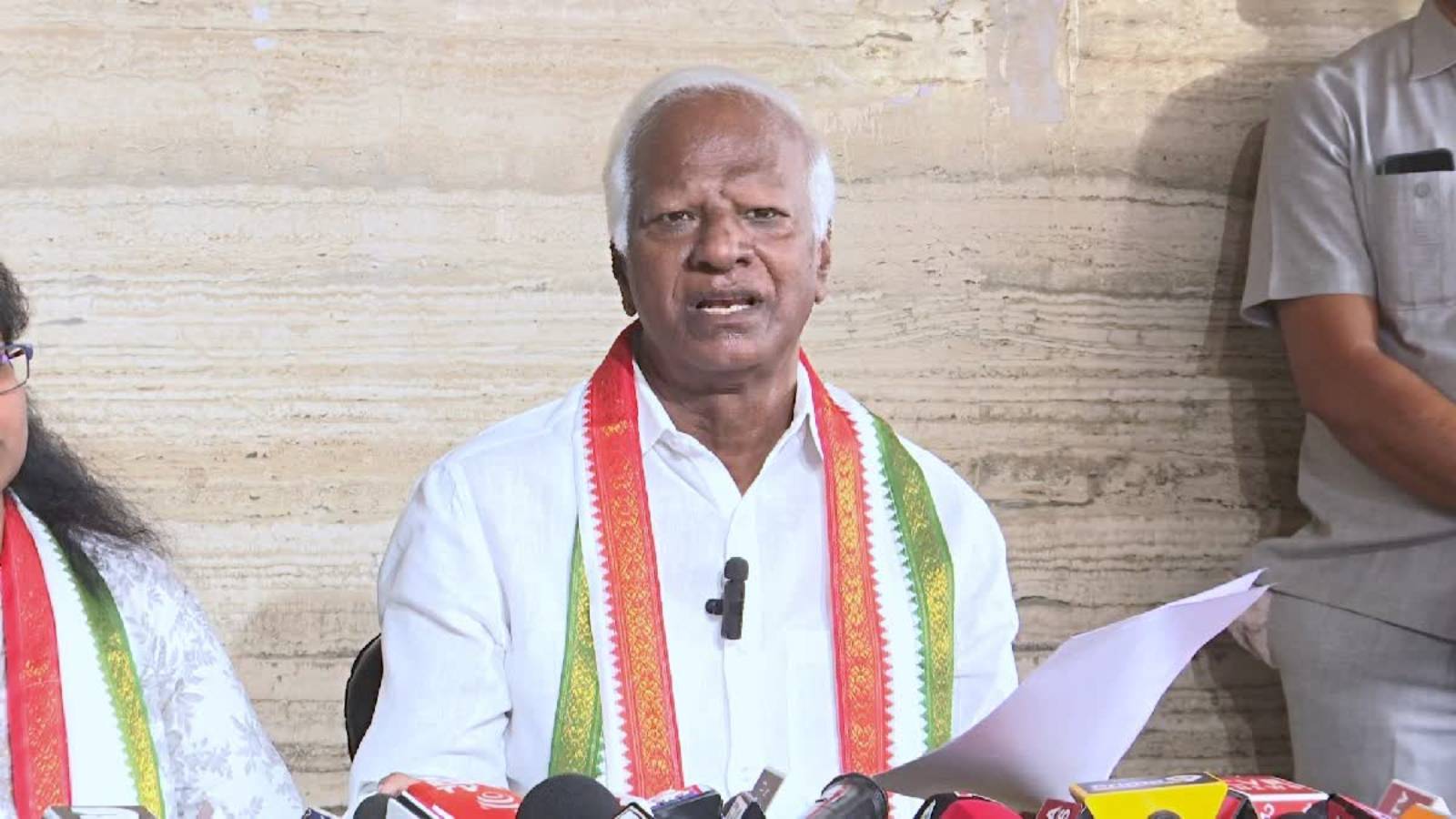 Kadiyam Srihari on defection case update