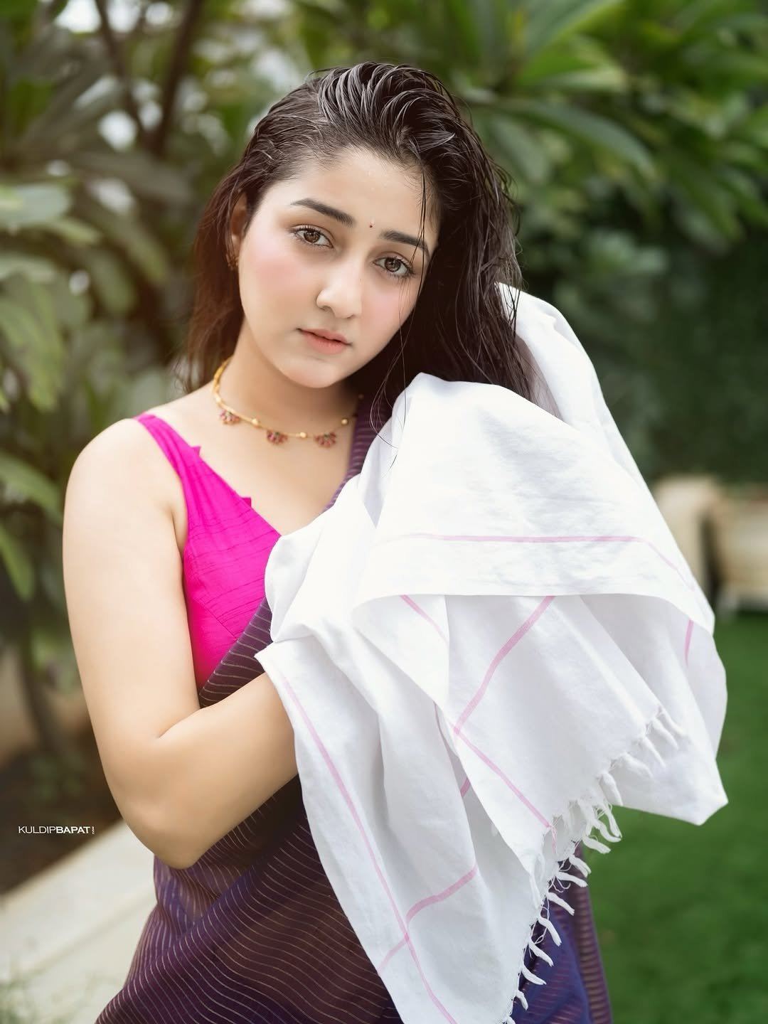 Kuhoo Paranjape Poses With Towel In Saree Look