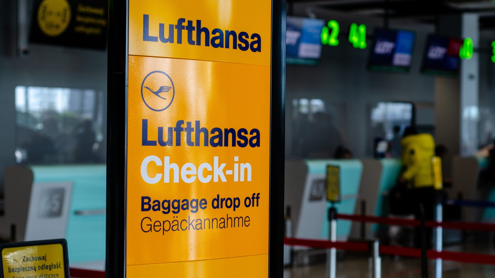 Lufthansa lost baggage claim delay