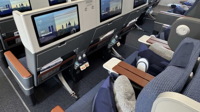 Lufthansa passenger ticket downgrade issue