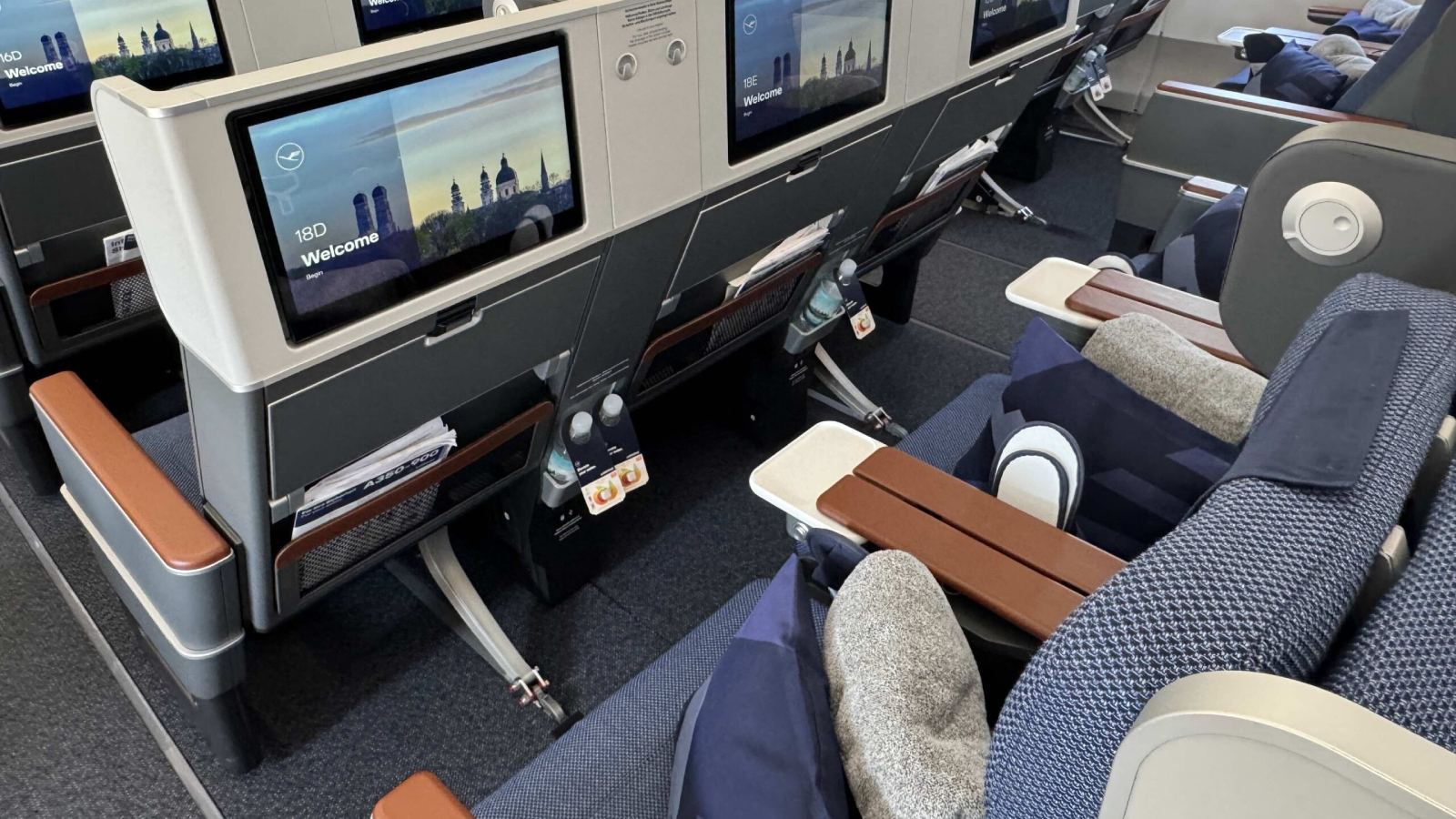 Lufthansa passenger ticket downgrade issue