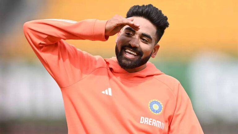Mohammed Siraj highlights flight delay