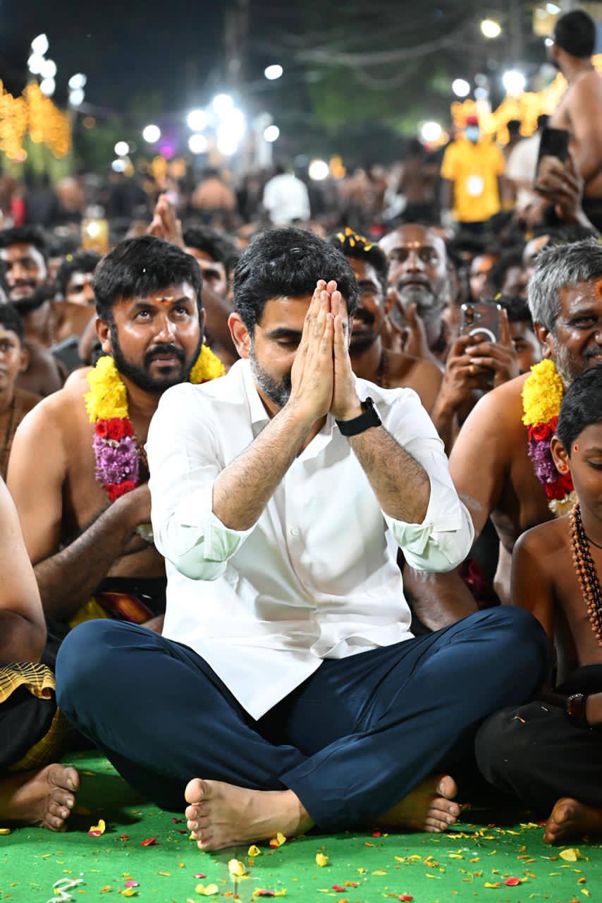 Nara Lokesh Joins Ayyappa Devotees In Prayers