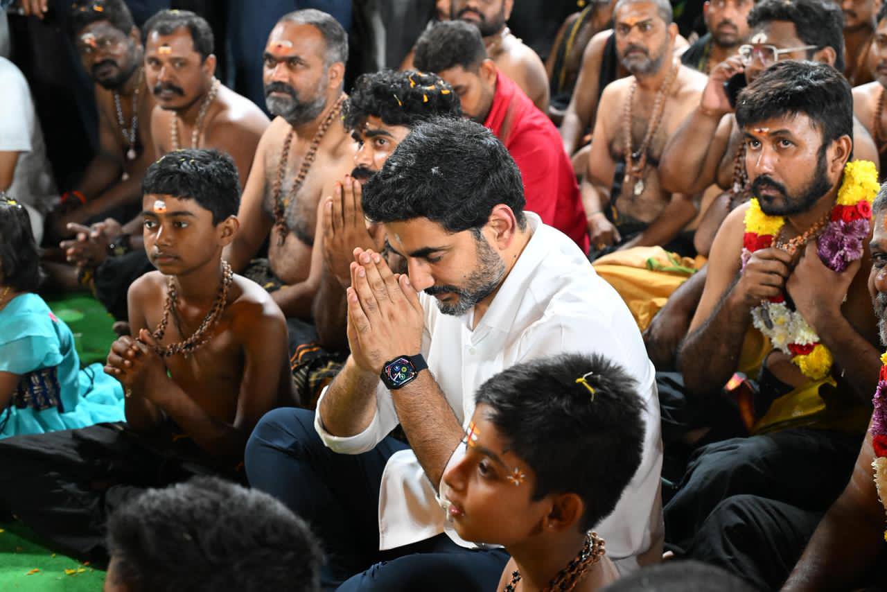 Nara Lokesh Offers Prayers At Padipooja