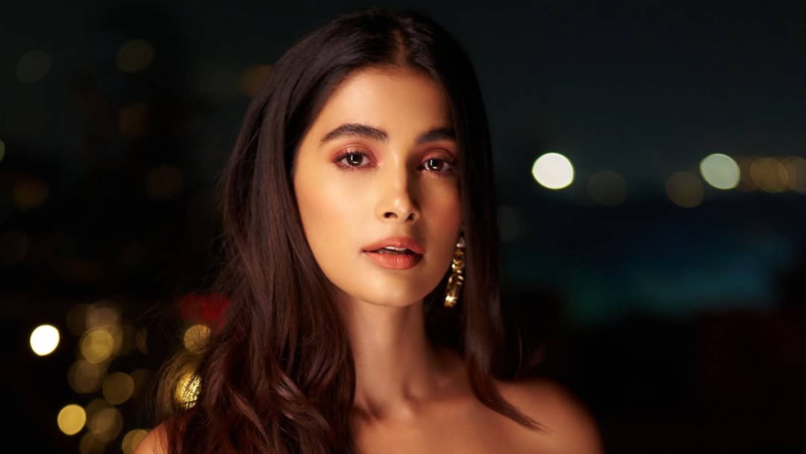 Pooja Hegde joins Dhanush for D55 film