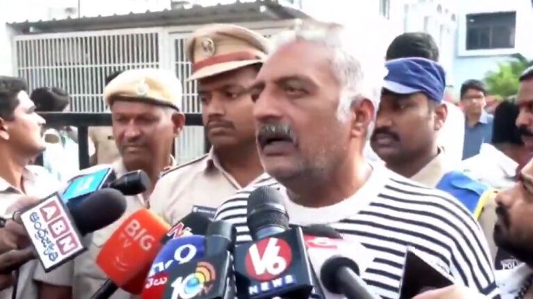 Prakash Raj apologises for betting app case