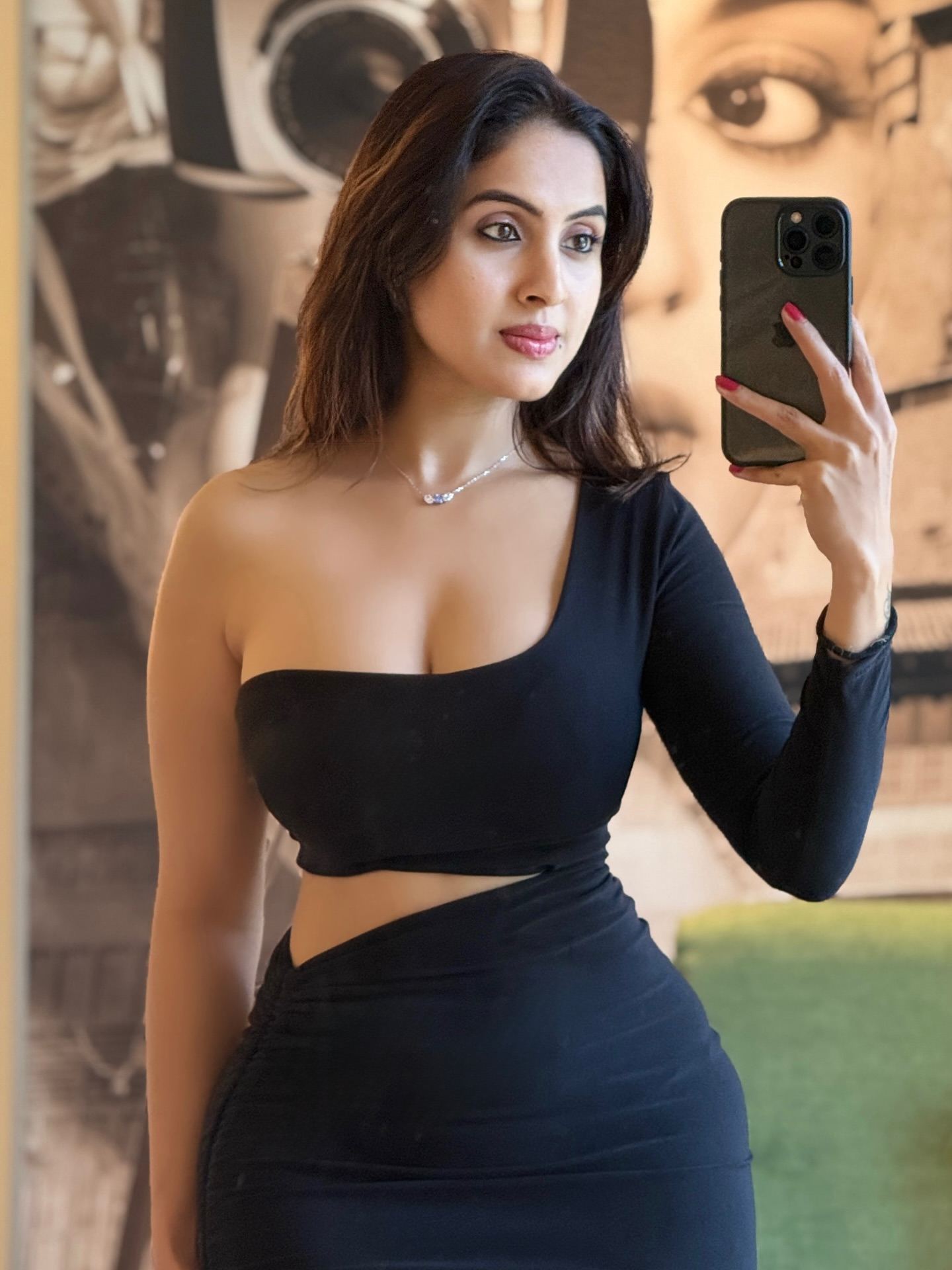 Priyanka Kholgade Flaunting Curves In Black Dress