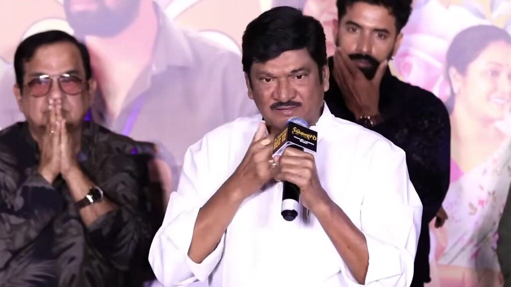 Rajendra Prasad with Brahmanandam on stage