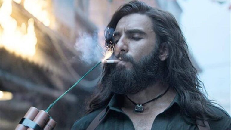 Ranveer Singh in Dhurandhar action look