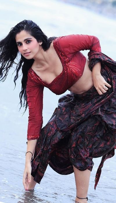 Rose Sardana's Alluring Gaze To The Camera