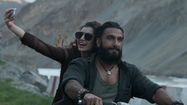 Sara Arjun and Ranveer Singh in Dhurandhar