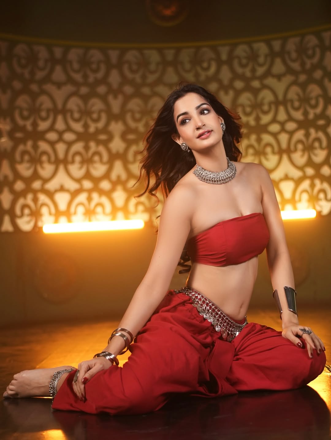 Shubhi Joshi's Bold Look In Red And Silver Jewellery