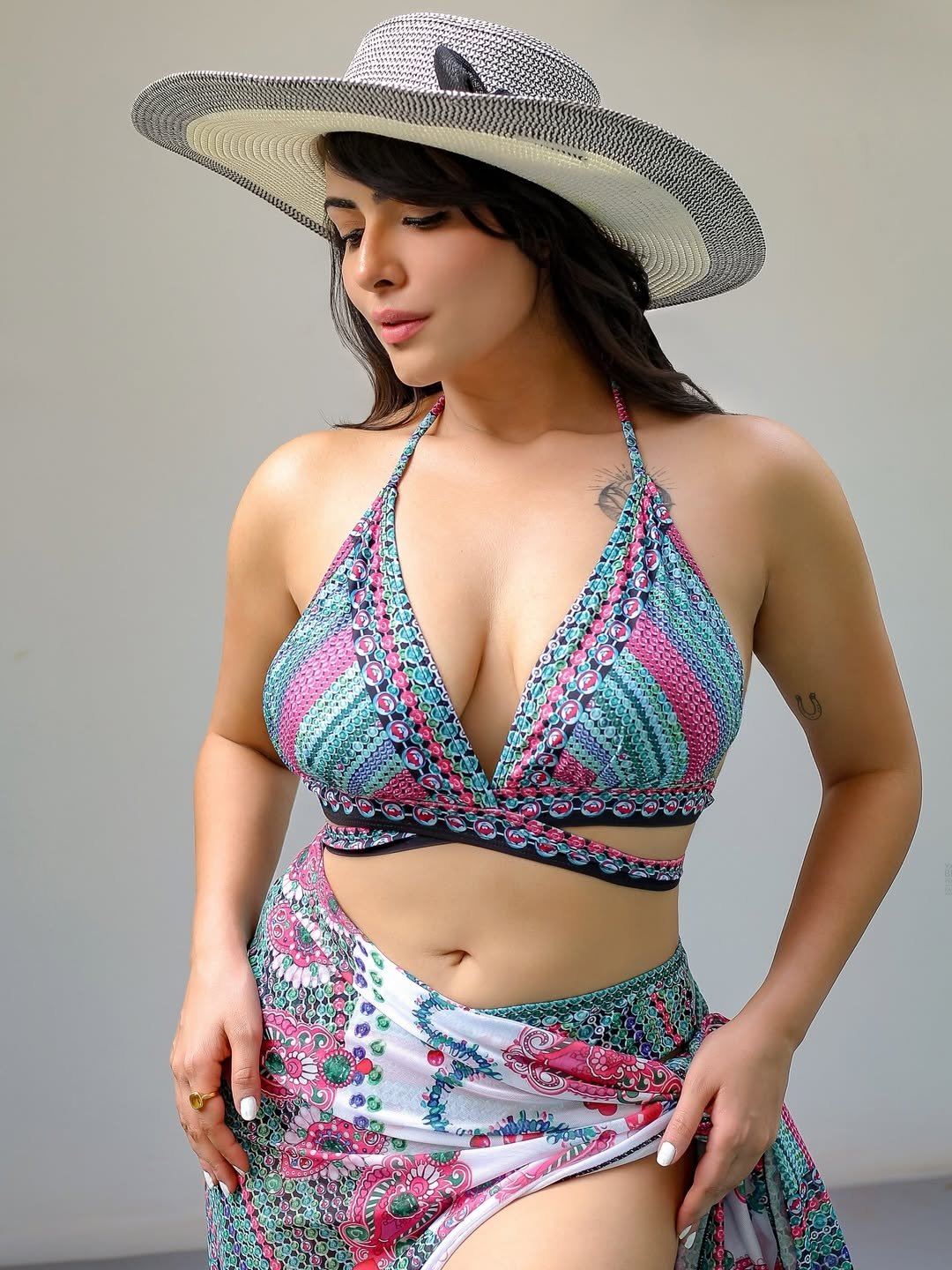 Aanchal Munjal Poses In Teal Boho Bikini And Hat