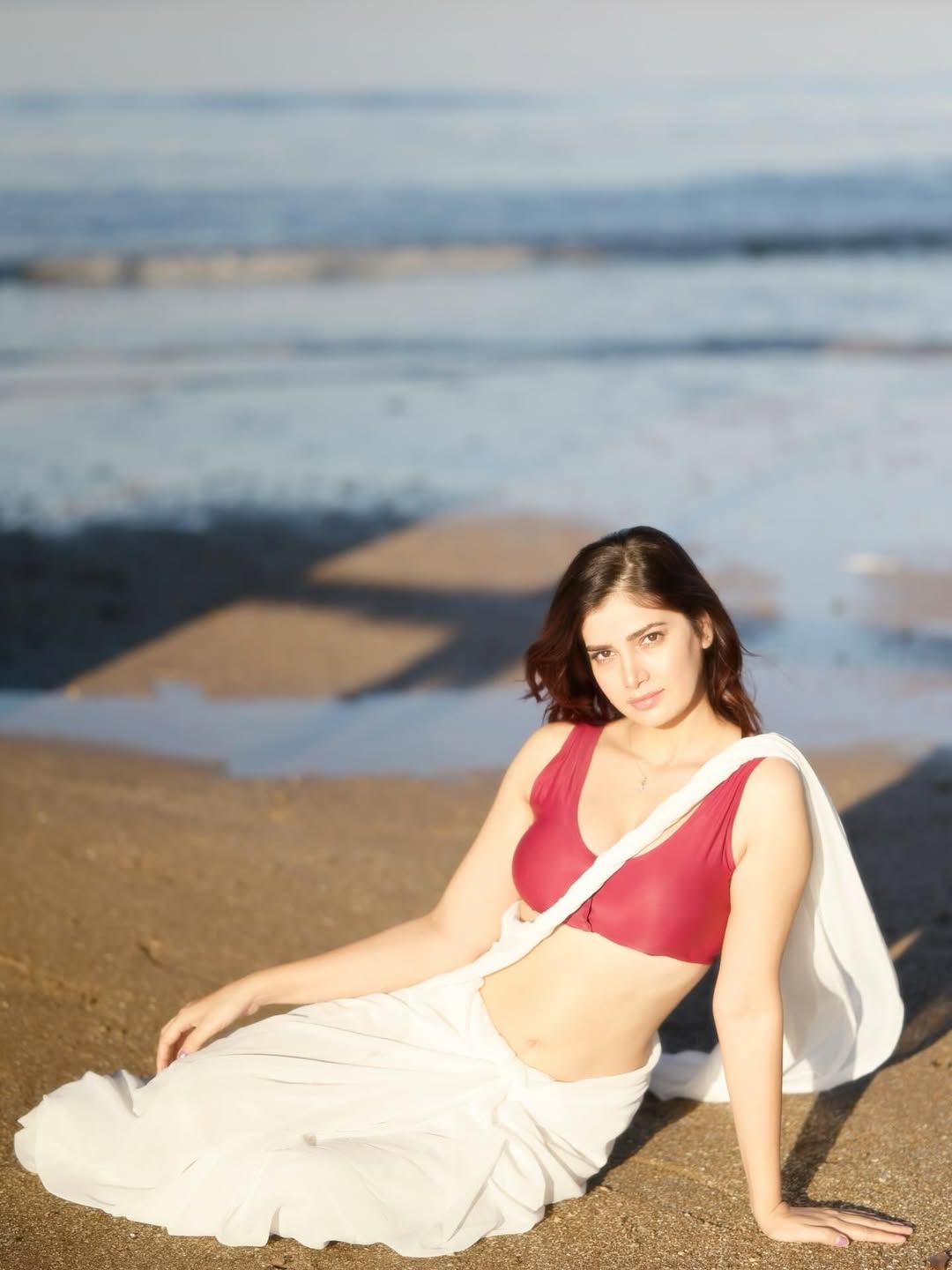 Advika Sharma Sits In Water Wearing White Saree!