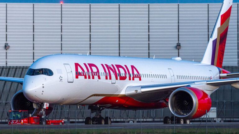 Air India refund dispute during chaos