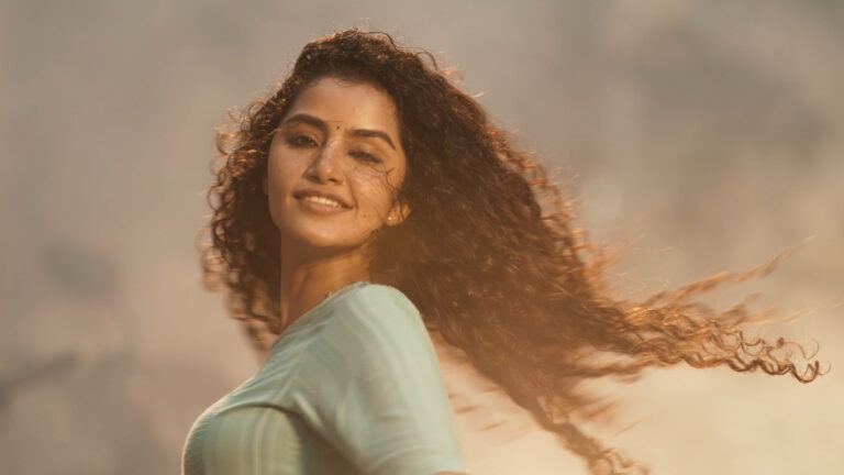 Anupama Parameswaran Lockdown trailer buzz