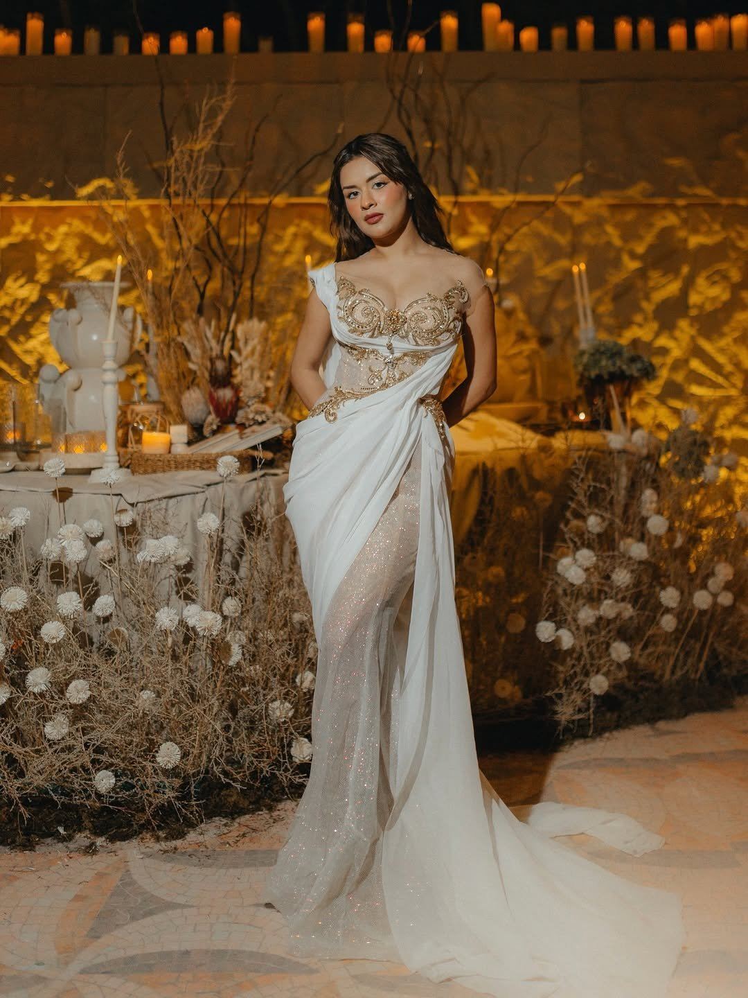 The Actress's Elegant Choker Necklace Look