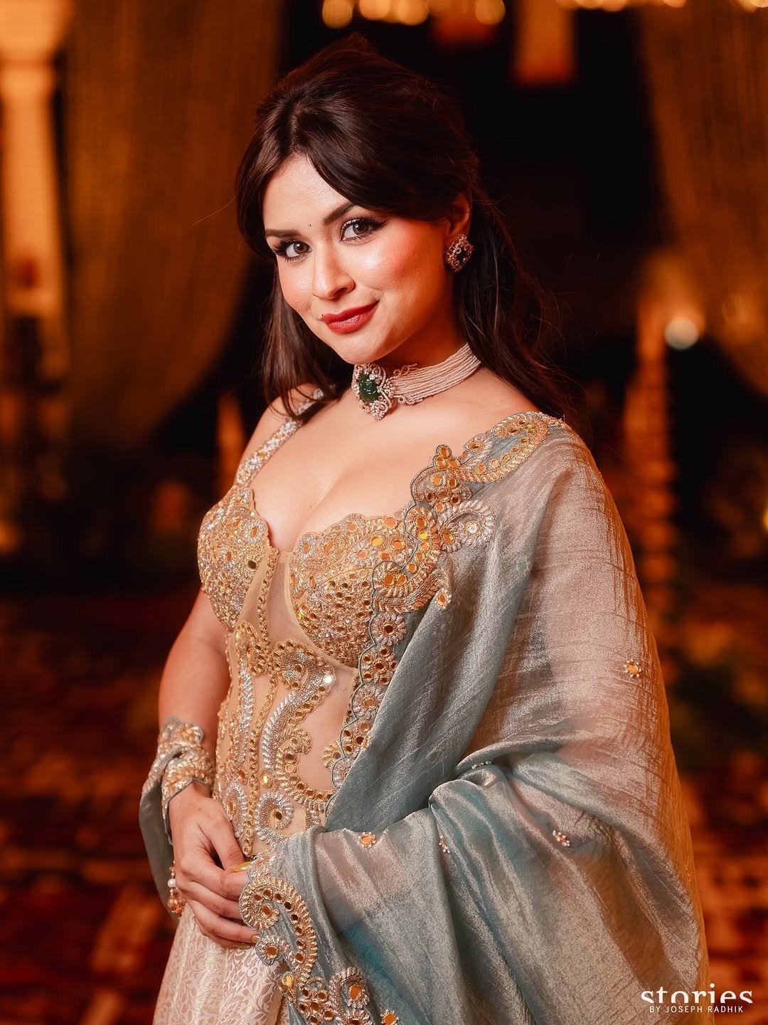 Avneet Kaur's Confident Stare At The Camera