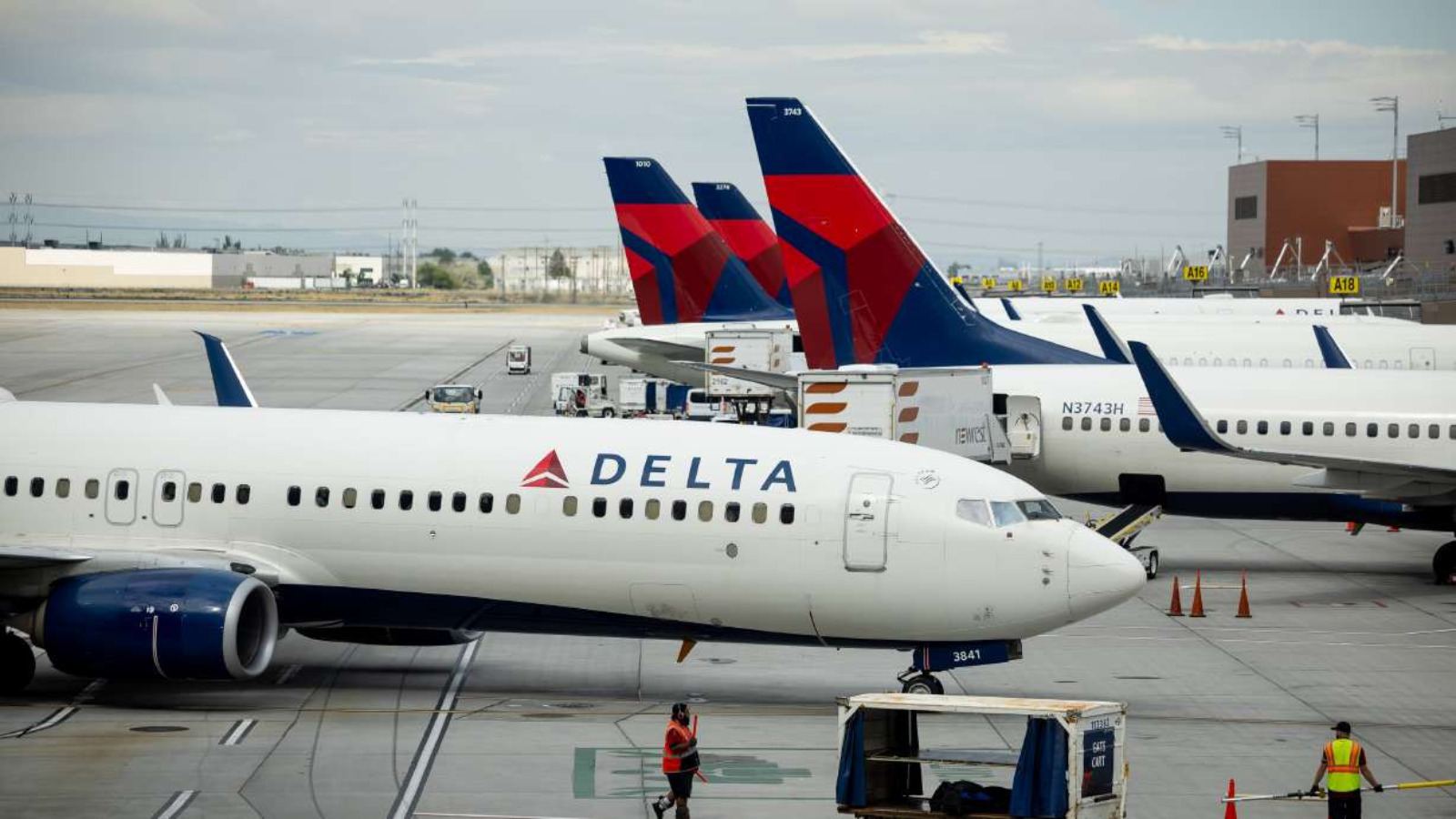 Delta passenger compensation dispute
