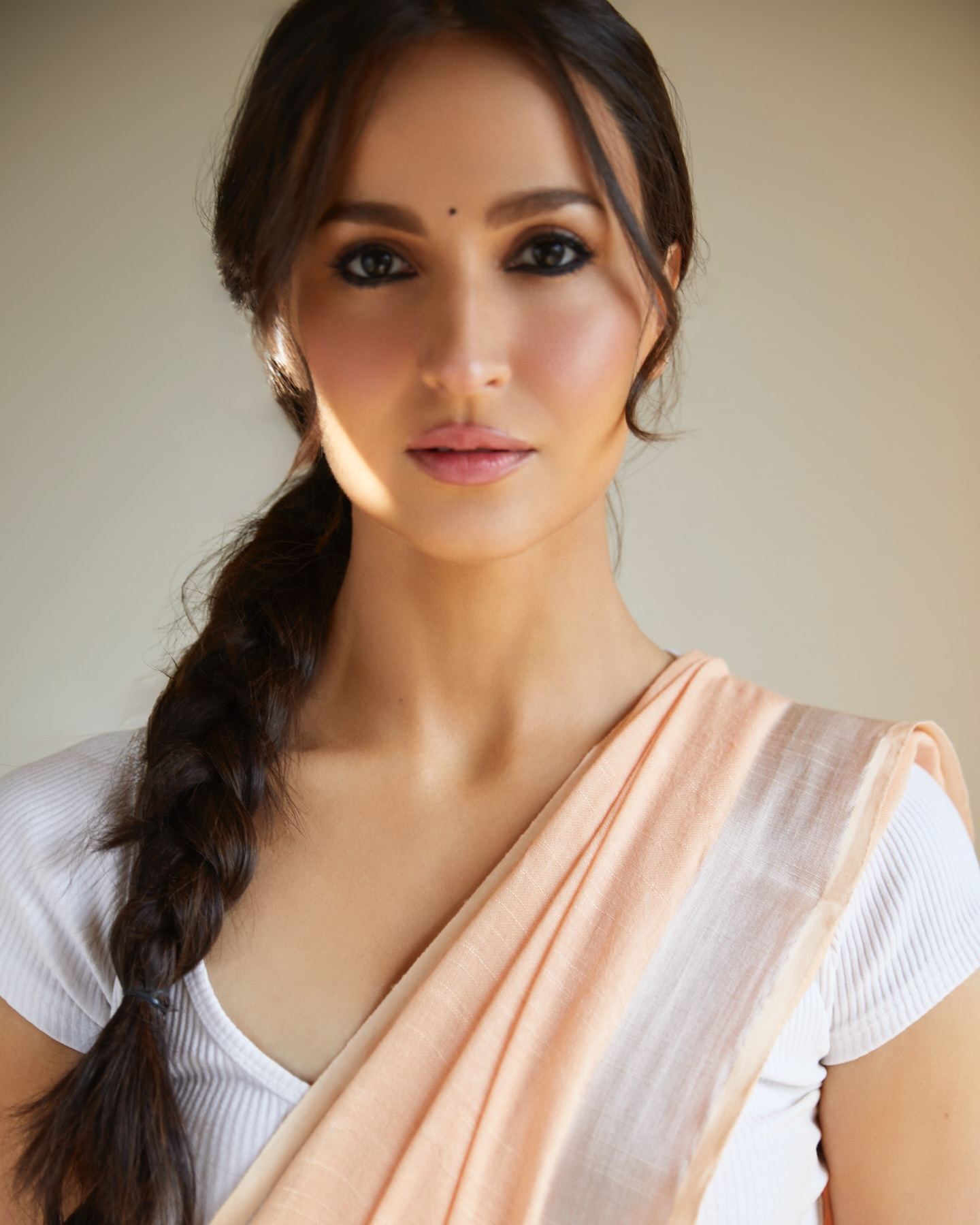 Elli AvrRam Close Up In Soft Peach Saree Look
