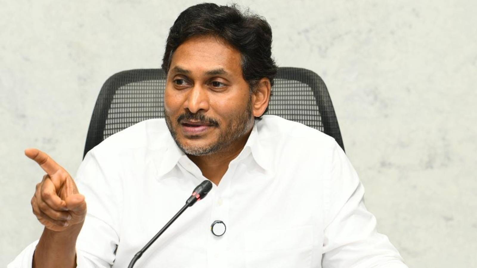 Jagan Parakamani Remark