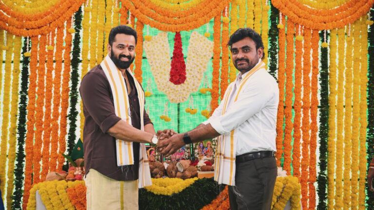 Maa Vande Modi biopic shoot begins