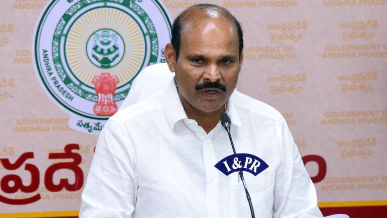 Minister Kolusu Parthasarathy reacts to KCR